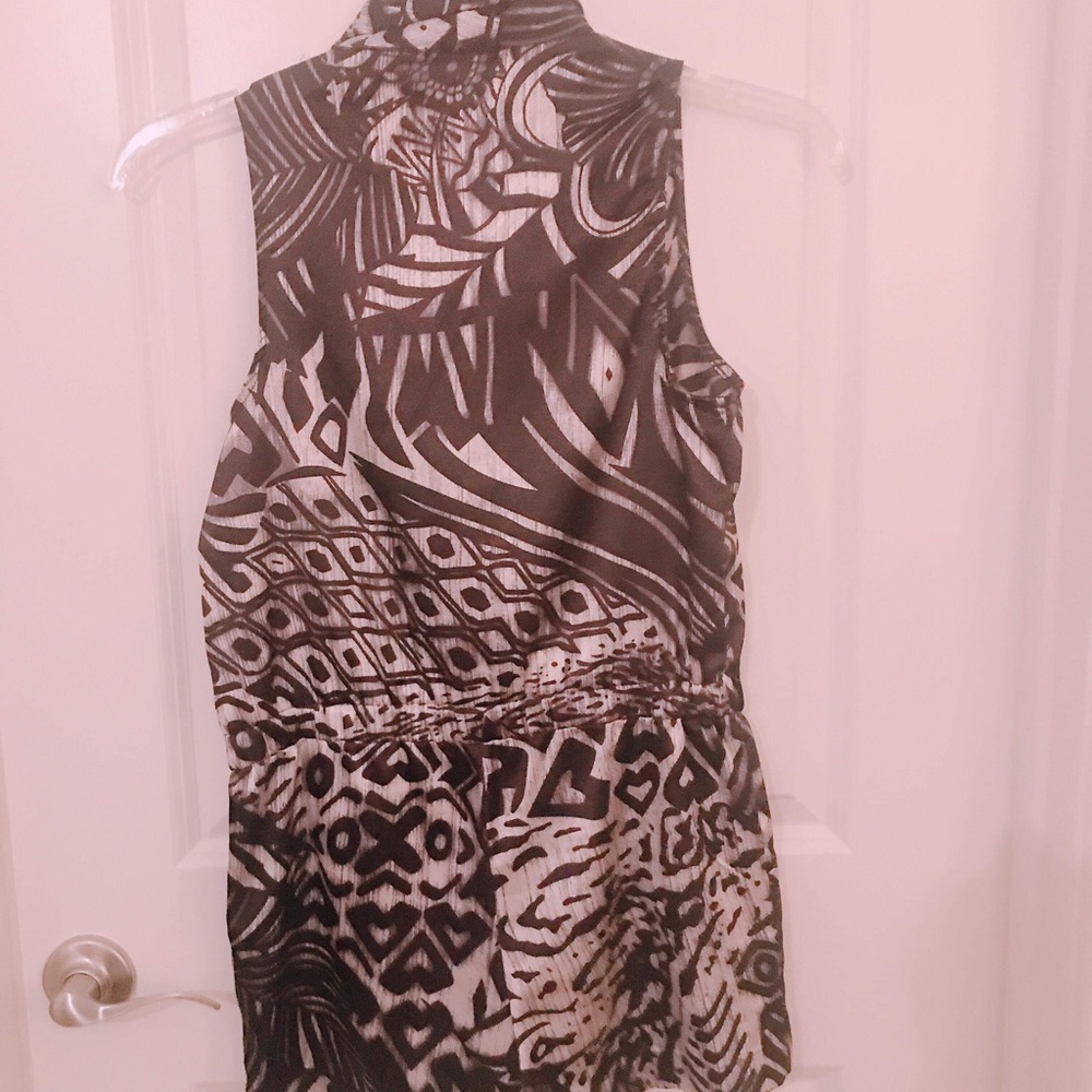 Romper - Picture 2 of 3